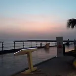 Garden City, San Eugenio