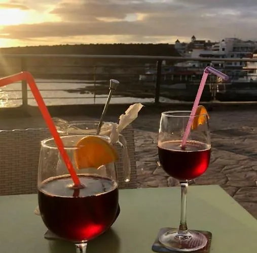 Garden City, San Eugenio Apartman *